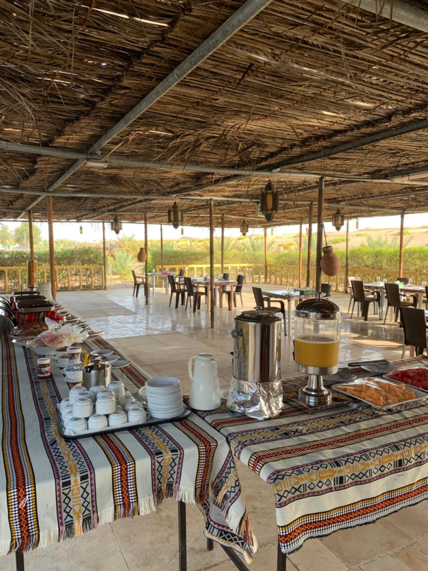 Hotel Golden Palm Oasis Fulayj al Masha'ikh Exteriér fotografie