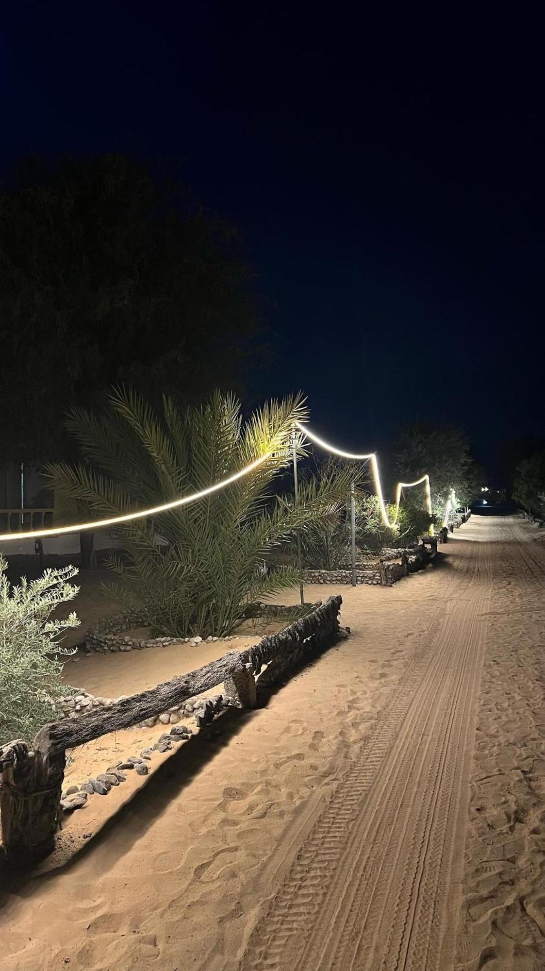 Hotel Golden Palm Oasis Fulayj al Masha'ikh Exteriér fotografie